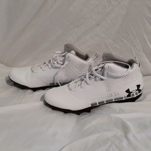 NWOT Under Armour Banshee Cleats Size 11